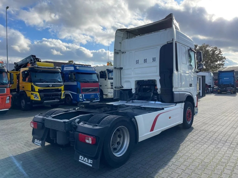 DAF XF 460 Spacecab Euro 6 - יחידת טרקטור: תמונה 4 DAF XF 460 Spacecab Euro 6 - יחידת טרקטור: תמונה 4