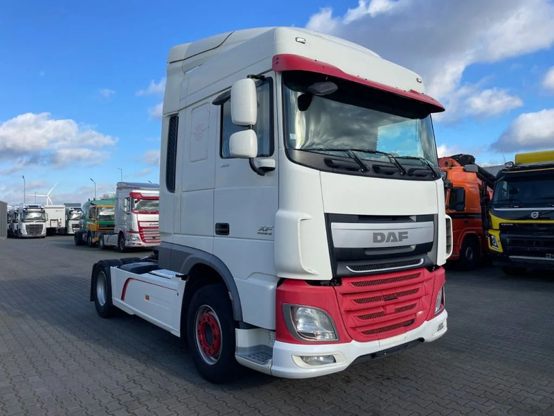 DAF XF 460 Spacecab Euro 6 - יחידת טרקטור: תמונה 2 DAF XF 460 Spacecab Euro 6 - יחידת טרקטור: תמונה 2