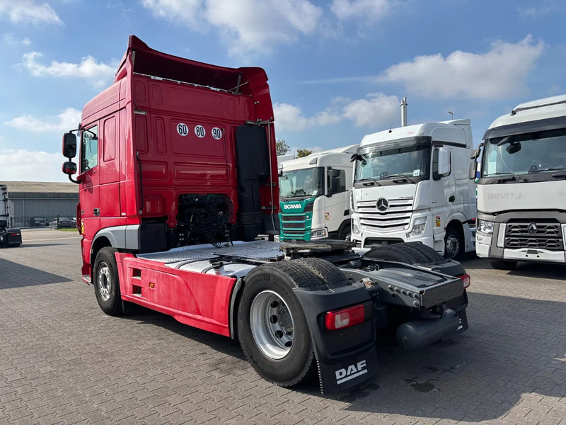DAF XF 510 Spacecab Retarder Euro 6 - יחידת טרקטור: תמונה 3 DAF XF 510 Spacecab Retarder Euro 6 - יחידת טרקטור: תמונה 3