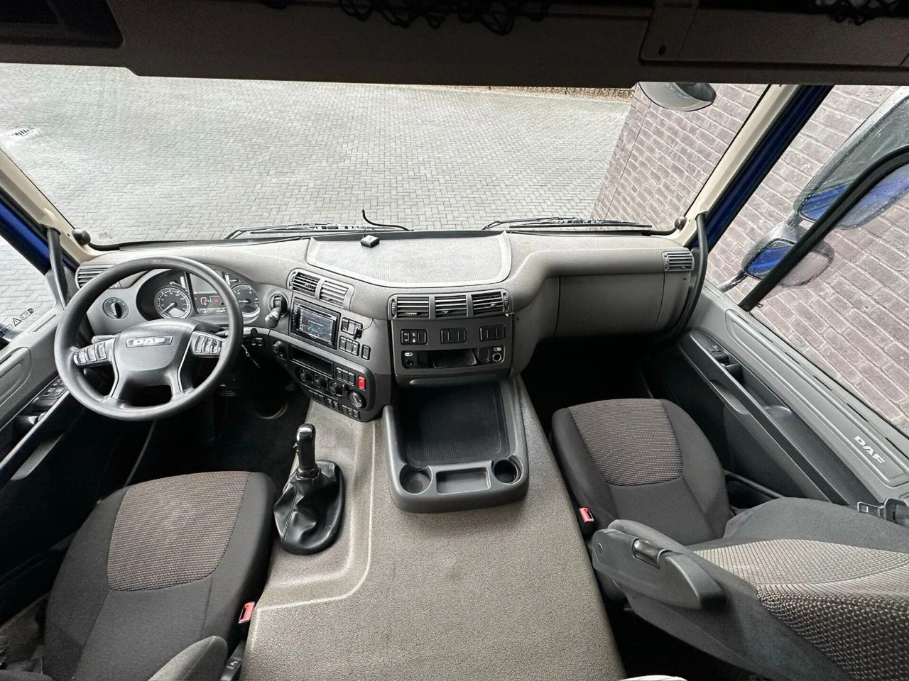 הַחכָּרָה  DAF CF 510 6X4 + DE BUF ST2 2-ASSIGE 10M3 CONCRETE M DAF CF 510 6X4 + DE BUF ST2 2-ASSIGE 10M3 CONCRETE M: תמונה 23