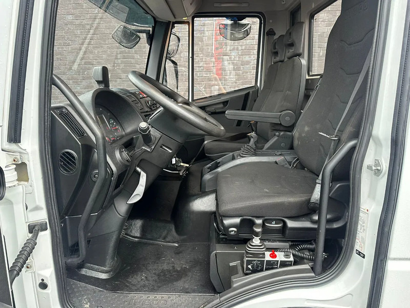 מזהיר, משאית מנוף Iveco Eurocargo 80-220: תמונה 18 מזהיר, משאית מנוף Iveco Eurocargo 80-220: תמונה 18