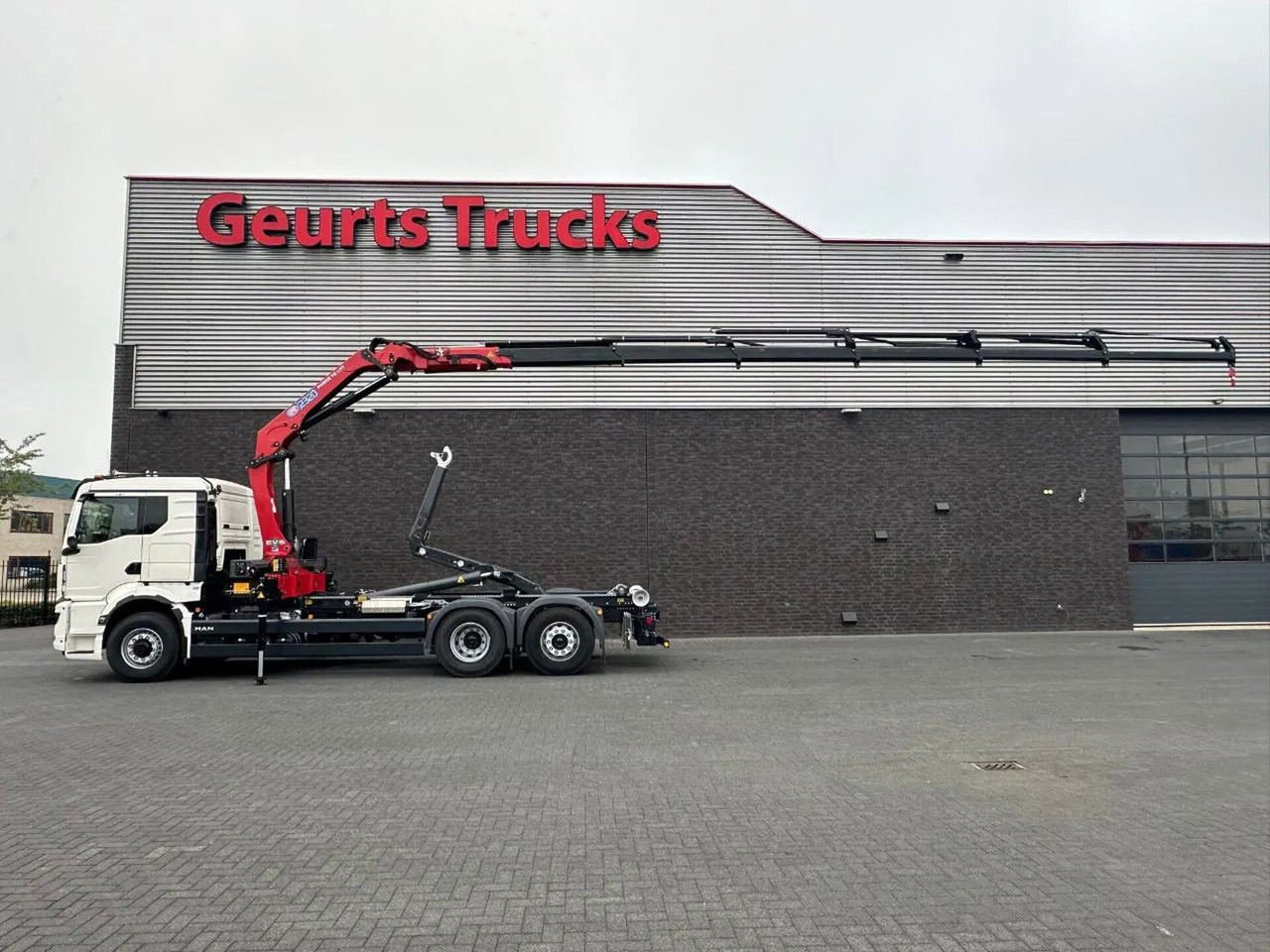 MAN TGS 26.520 6X4H-4 BL NEW MODEL + MEILLER HAAKARM - משאית הרמת וו, משאית מנוף: תמונה 1 MAN TGS 26.520 6X4H-4 BL NEW MODEL + MEILLER HAAKARM - משאית הרמת וו, משאית מנוף: תמונה 1