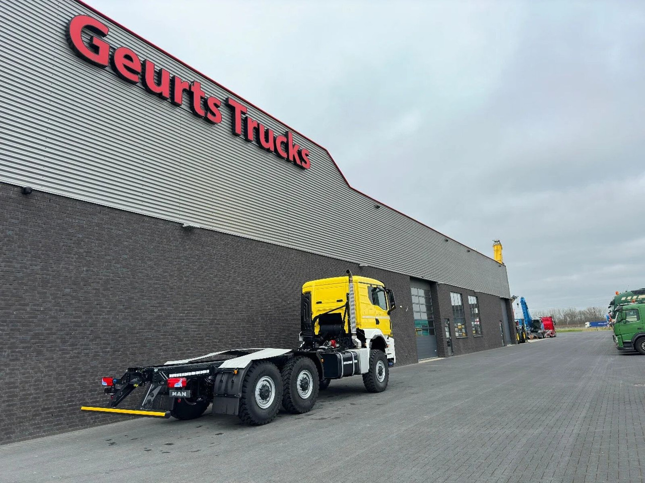 MAN TGS 33.540 6X6 BB CH HEAVY DUTY CHASSIS CABINE/N - משאית עם שלדת תא: תמונה 5 MAN TGS 33.540 6X6 BB CH HEAVY DUTY CHASSIS CABINE/N - משאית עם שלדת תא: תמונה 5