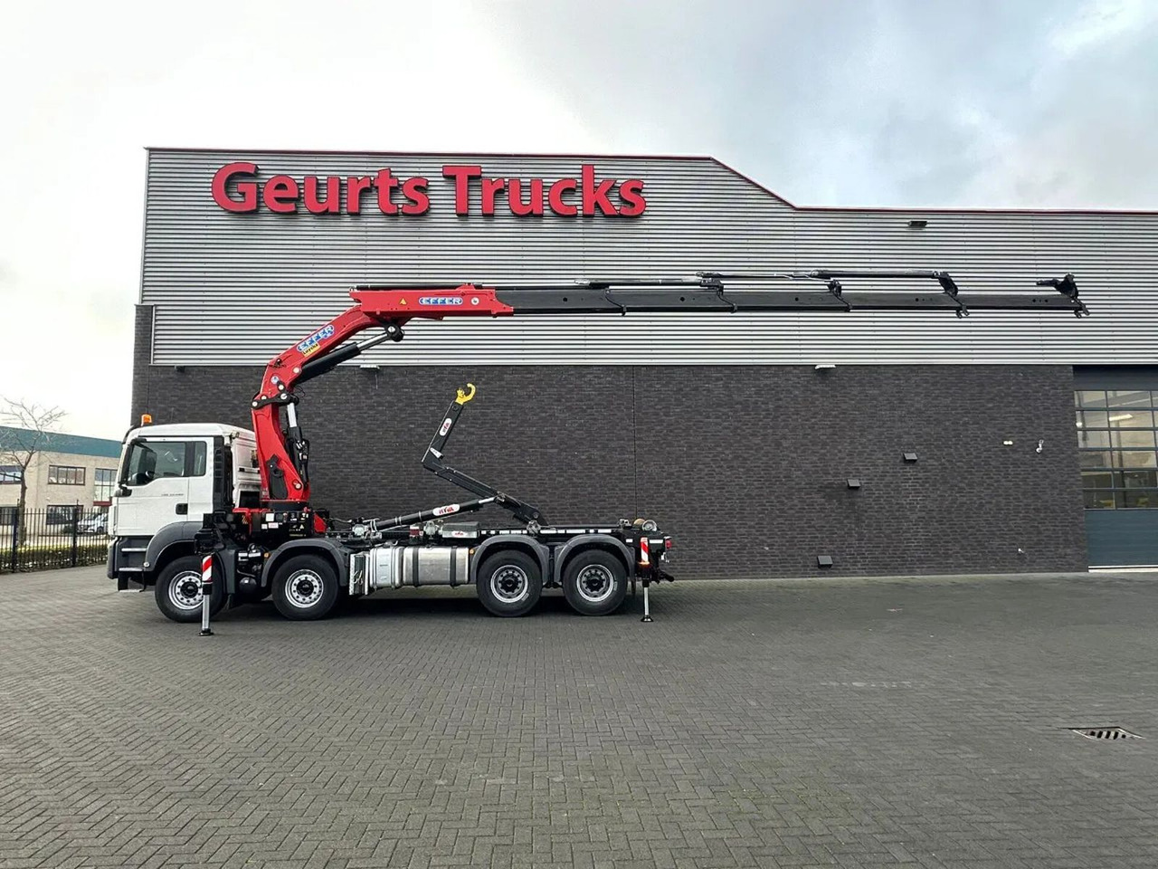 MAN TGS 35.460 8X4 BL+ HYVA 18.55.S HAAKARMSYSTEEM E - משאית הרמת וו, משאית מנוף: תמונה 1 MAN TGS 35.460 8X4 BL+ HYVA 18.55.S HAAKARMSYSTEEM E - משאית הרמת וו, משאית מנוף: תמונה 1