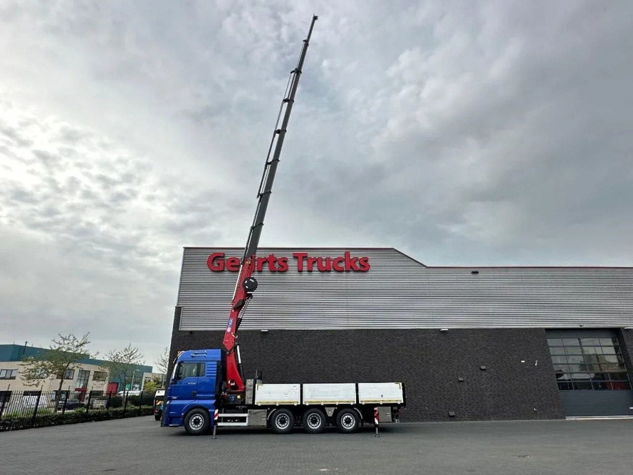 MAN TGX 33.560 8X4 TRIDEM + HMF 4020-K8 KRAAN/KRAN/C - משאית מנוף: תמונה 5 MAN TGX 33.560 8X4 TRIDEM + HMF 4020-K8 KRAAN/KRAN/C - משאית מנוף: תמונה 5