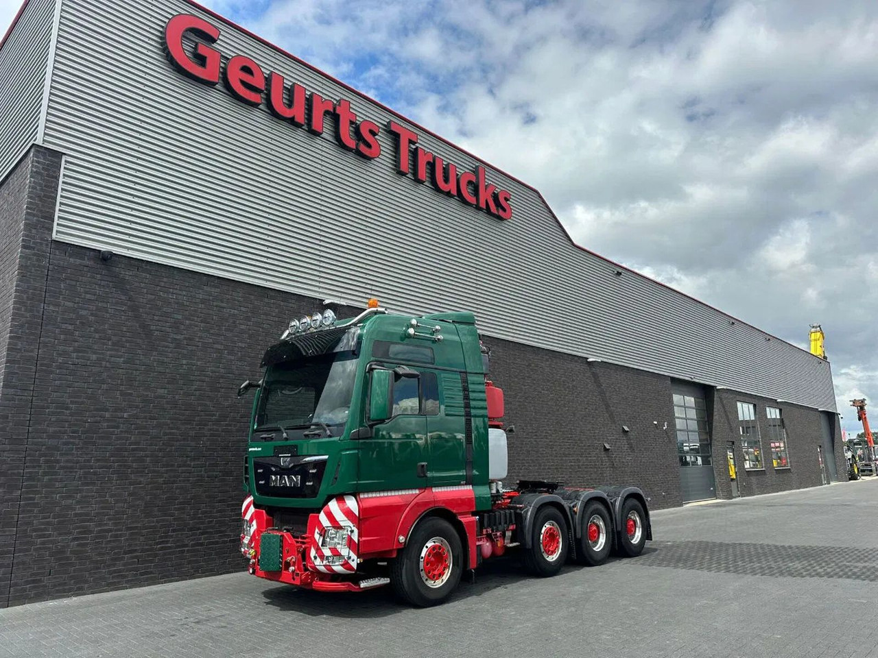 MAN TGX 41.640 8X4/4 BBS HEAVY DUTY TRACTOR 500 TONS - יחידת טרקטור: תמונה 2 MAN TGX 41.640 8X4/4 BBS HEAVY DUTY TRACTOR 500 TONS - יחידת טרקטור: תמונה 2