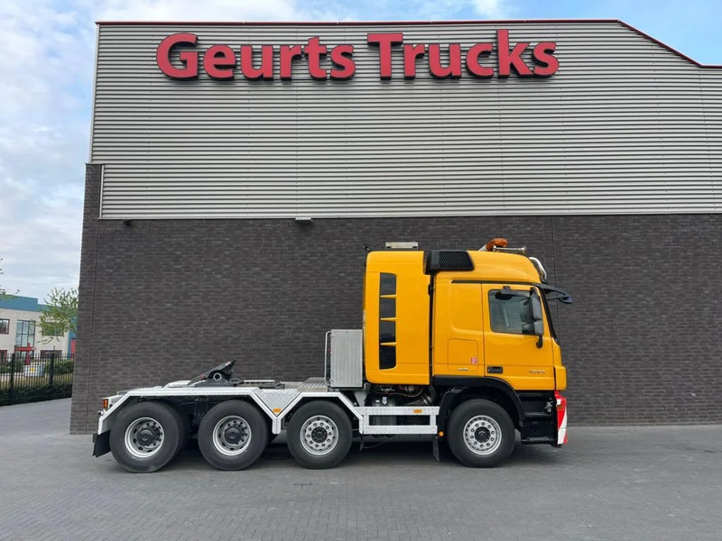 Mercedes-Benz Actros 4165 V8 8X4 SLT TITAN HEAVY DUTY TRACTOR/TREKKER/SZM 250 TON - יחידת טרקטור: תמונה 4 Mercedes-Benz Actros 4165 V8 8X4 SLT TITAN HEAVY DUTY TRACTOR/TREKKER/SZM 250 TON - יחידת טרקטור: תמונה 4