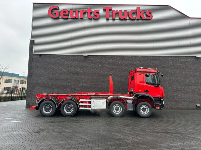 Mercedes-Benz Arocs 8X4 VDL S-30-6600 HAAKARMSYSTEEM/ABROLLKIPPER/HOOKLIFT - משאית מערכת כבלים: תמונה 4 Mercedes-Benz Arocs 8X4 VDL S-30-6600 HAAKARMSYSTEEM/ABROLLKIPPER/HOOKLIFT - משאית מערכת כבלים: תמונה 4