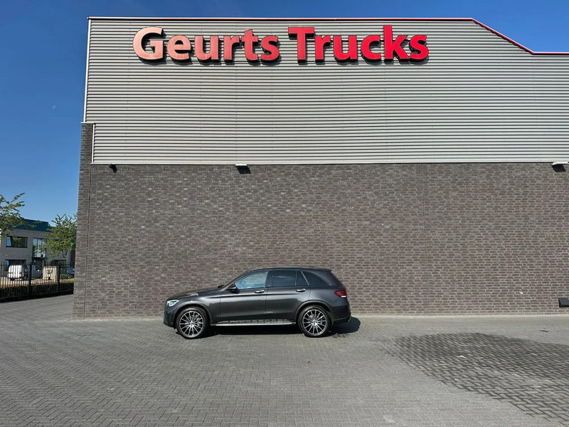 Mercedes-Benz GLC AMG 200 4MATIC - SUV: תמונה 1 Mercedes-Benz GLC AMG 200 4MATIC - SUV: תמונה 1