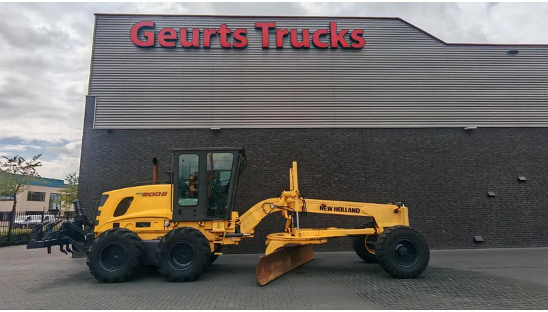 New Holland RG 200 B MOTORGRADER + RIPPER FROM 2012 HOURS 4237 - מפלסת: תמונה 4 New Holland RG 200 B MOTORGRADER + RIPPER FROM 2012 HOURS 4237 - מפלסת: תמונה 4