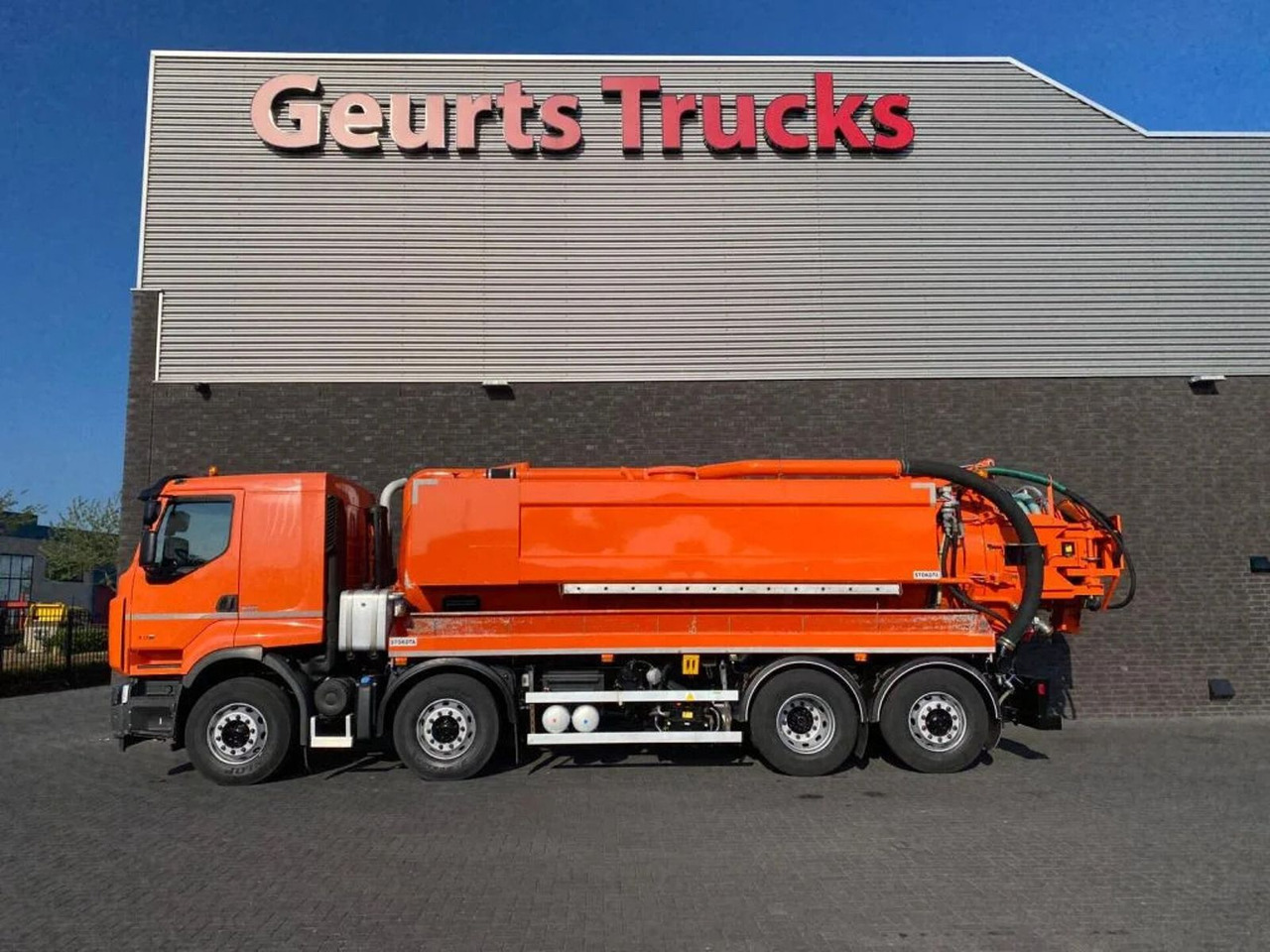 Renault Lander 430 8X2 STOKOTA VACUUM/HOGEDRUK /COMBI/KO - משאית ואקום: תמונה 1 Renault Lander 430 8X2 STOKOTA VACUUM/HOGEDRUK /COMBI/KO - משאית ואקום: תמונה 1