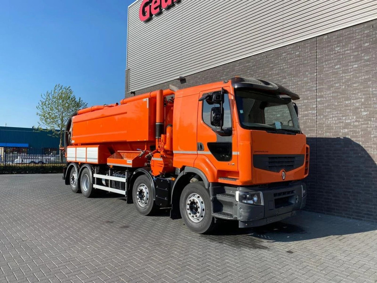 Renault Lander 430 8X2 STOKOTA VACUUM/HOGEDRUK /COMBI/KO - משאית ואקום: תמונה 5 Renault Lander 430 8X2 STOKOTA VACUUM/HOGEDRUK /COMBI/KO - משאית ואקום: תמונה 5