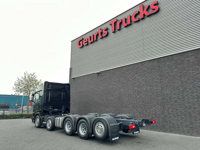 Scania R540 NGS 10X4 TRIDEM CHASSIS NIEUW/NEUE/NEW FULL OPTIONS 2X IN STOCK !!! - משאית עם שלדת תא: תמונה 3 Scania R540 NGS 10X4 TRIDEM CHASSIS NIEUW/NEUE/NEW FULL OPTIONS 2X IN STOCK !!! - משאית עם שלדת תא: תמונה 3