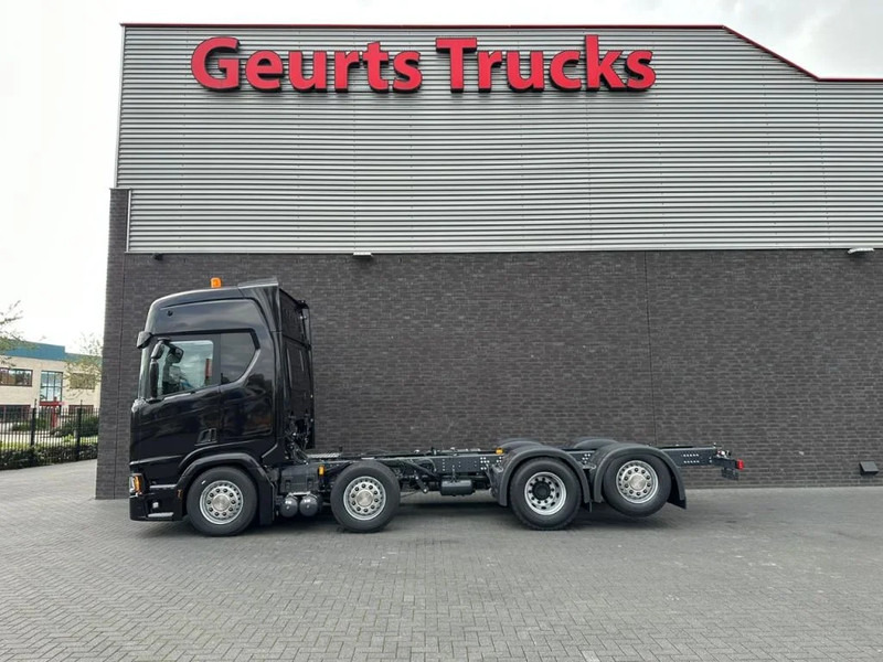 Scania R540 NGS 8X2 CHASSIS NIEUW/NEUE/NEW FULL OPTIONS 4X IN STOCK !!! - משאית עם שלדת תא: תמונה 1 Scania R540 NGS 8X2 CHASSIS NIEUW/NEUE/NEW FULL OPTIONS 4X IN STOCK !!! - משאית עם שלדת תא: תמונה 1