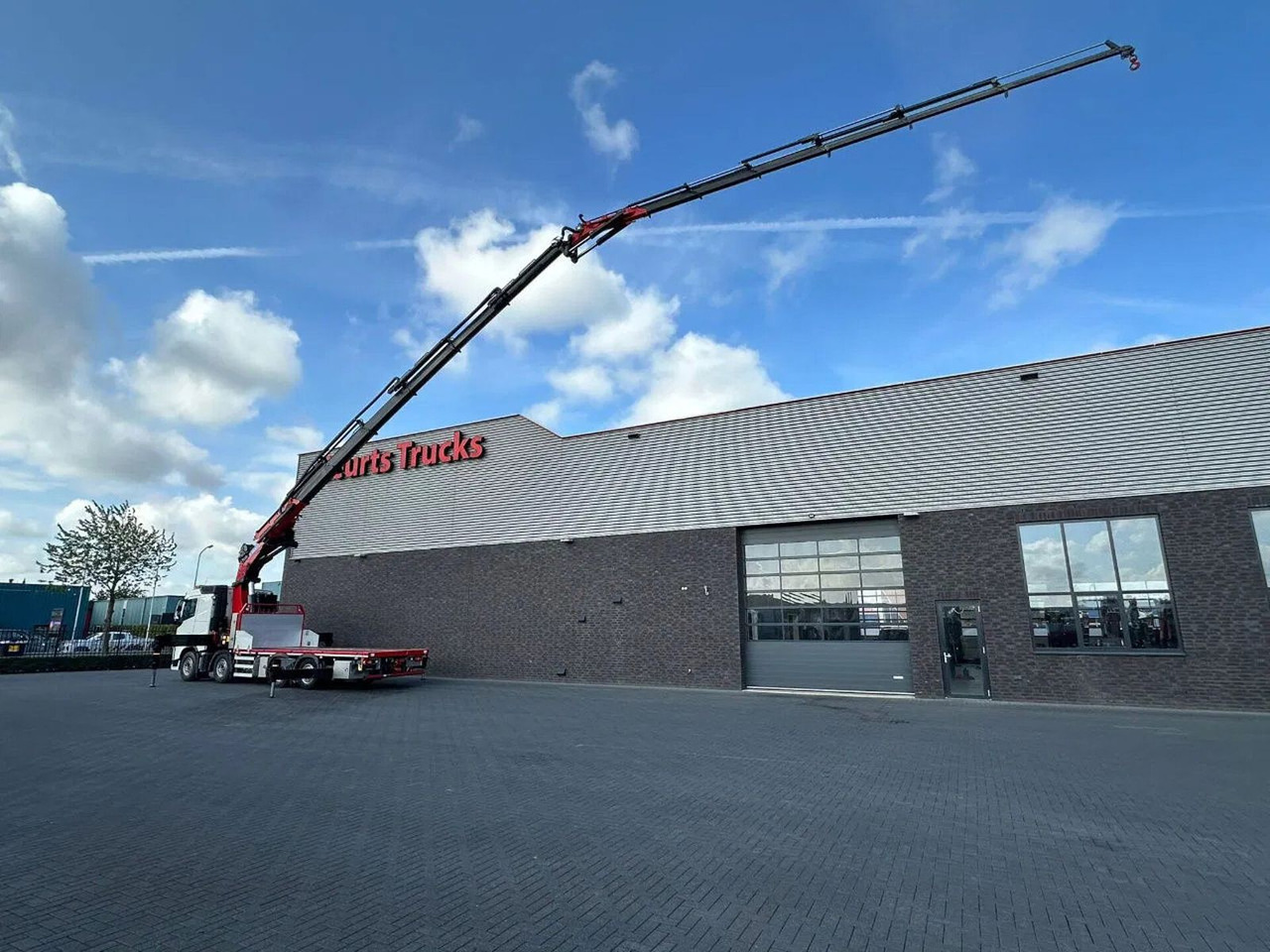 Volvo FH 540 8X2 MET HMF 9520K-K6 + JIB FJ2000-K6 KRAA - משאית מנוף: תמונה 3 Volvo FH 540 8X2 MET HMF 9520K-K6 + JIB FJ2000-K6 KRAA - משאית מנוף: תמונה 3