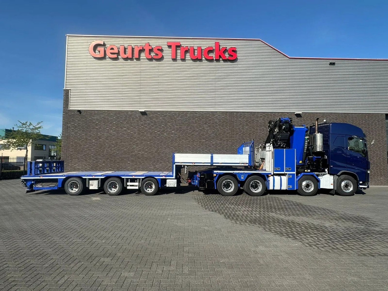 Volvo FH 540 8X4 TREKKER / BAKWAGEN MET PALFINGER PK13 - משאית מנוף: תמונה 4 Volvo FH 540 8X4 TREKKER / BAKWAGEN MET PALFINGER PK13 - משאית מנוף: תמונה 4