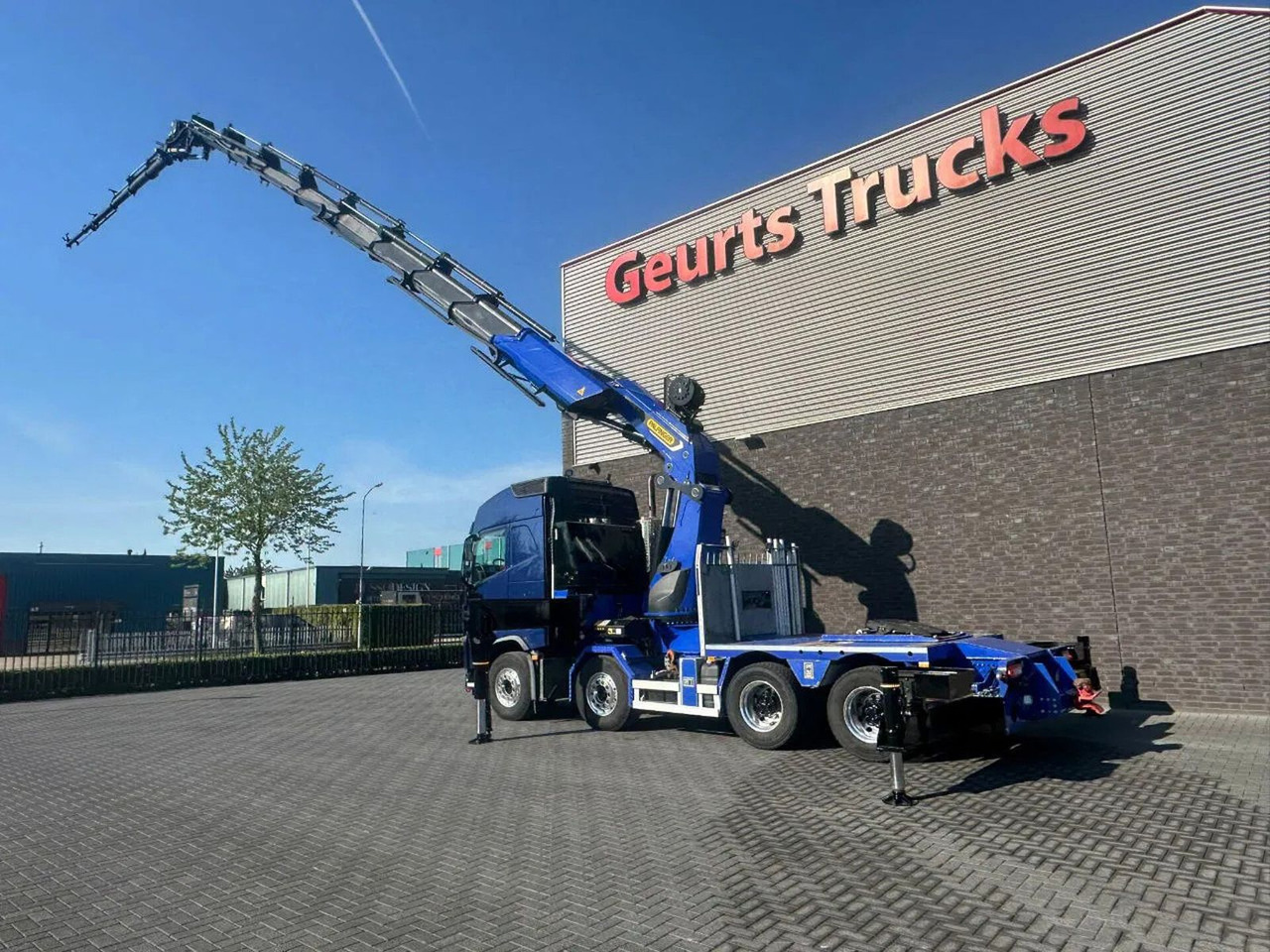 Volvo FH 540 8X4 TREKKER / BAKWAGEN MET PALFINGER PK13 - משאית מנוף: תמונה 4 Volvo FH 540 8X4 TREKKER / BAKWAGEN MET PALFINGER PK13 - משאית מנוף: תמונה 4