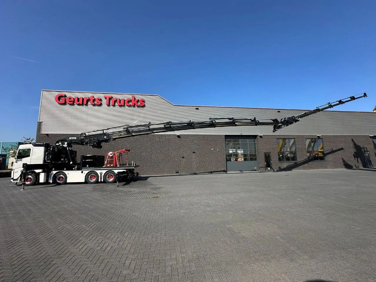 Volvo FH 540 8X4F R TREKKER / BAKWAGEN MET EFFER 1405/ - משאית מנוף: תמונה 5 Volvo FH 540 8X4F R TREKKER / BAKWAGEN MET EFFER 1405/ - משאית מנוף: תמונה 5