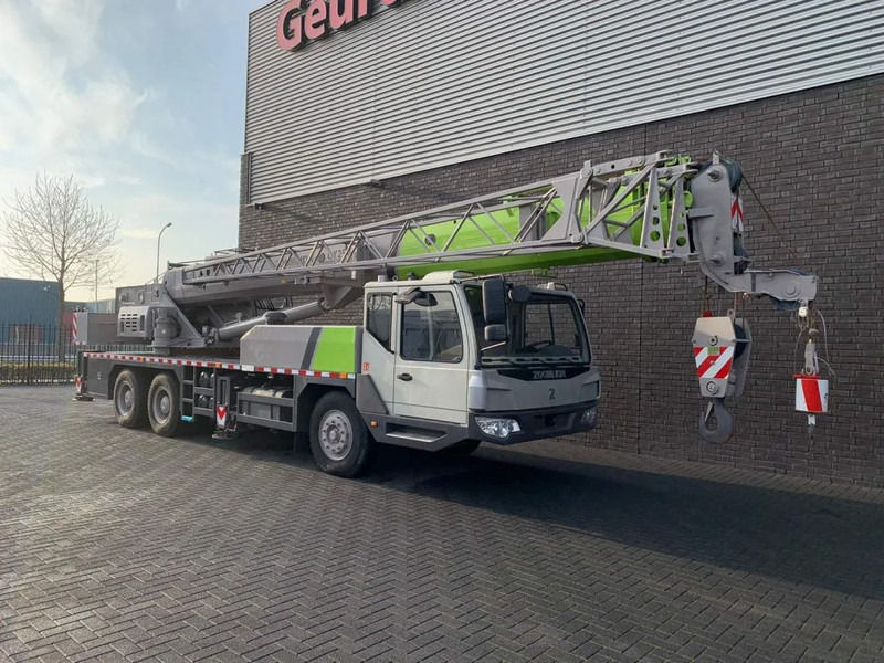 Zoomlion QY25V51.5 25 TONS CRANE/KRAN/GRUA/KRAAN - עגורן לכל שטח: תמונה 5 Zoomlion QY25V51.5 25 TONS CRANE/KRAN/GRUA/KRAAN - עגורן לכל שטח: תמונה 5