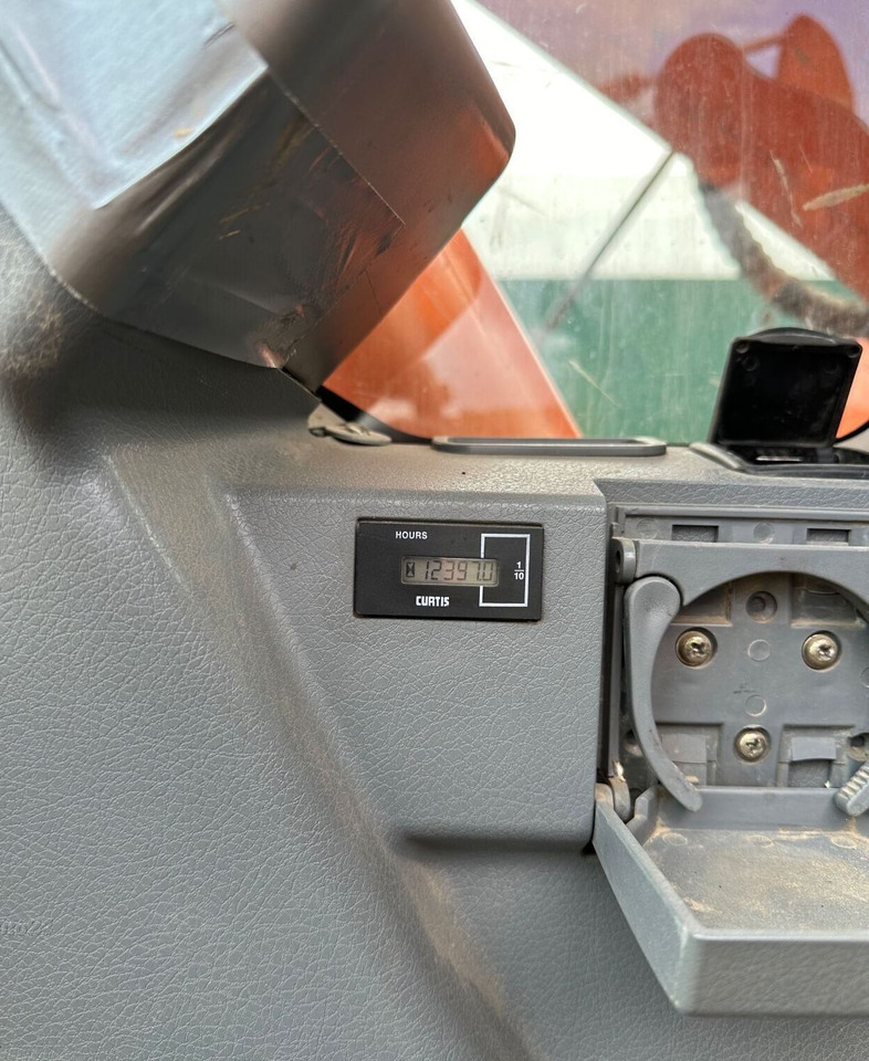 DOOSAN DX 225 LC - מחפר סורק: תמונה 3 DOOSAN DX 225 LC - מחפר סורק: תמונה 3