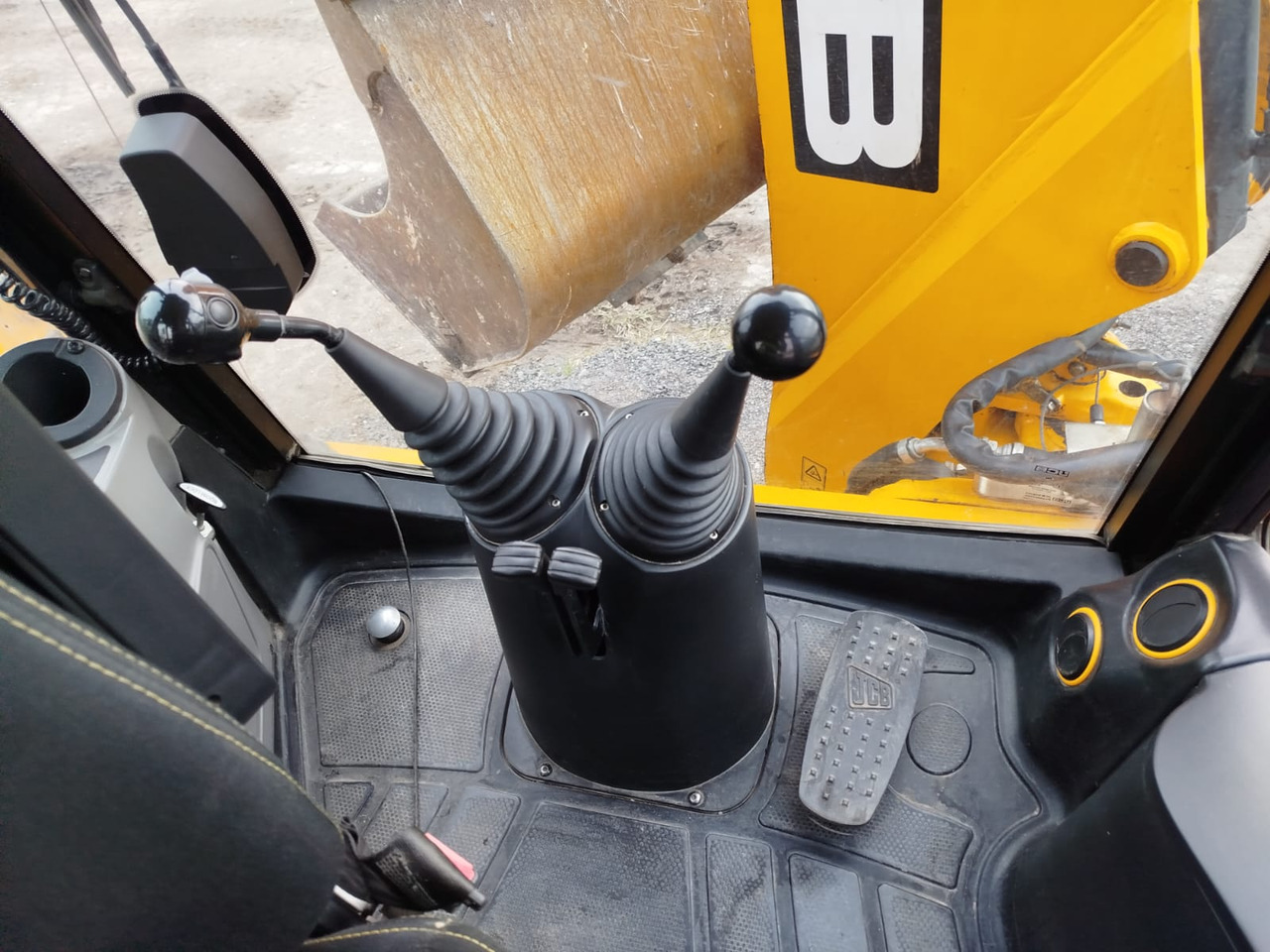 JCB 4cx - מחפרון: תמונה 5 JCB 4cx - מחפרון: תמונה 5