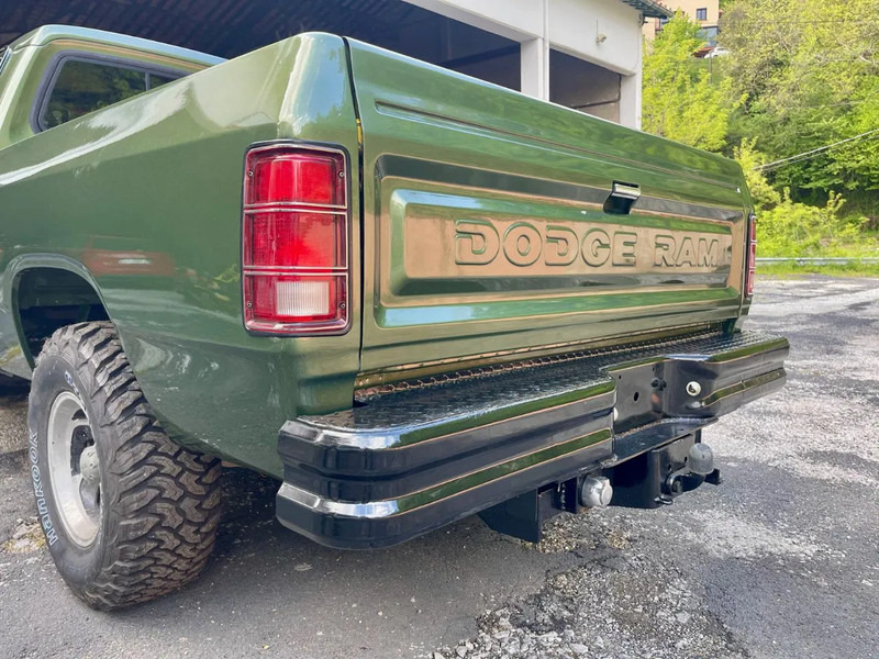 Dodge Ram 150 Custom V8 Benzine - טנדר: תמונה 4 Dodge Ram 150 Custom V8 Benzine - טנדר: תמונה 4