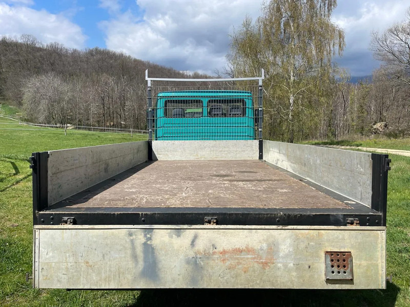 Mercedes-Benz 612 MANUEL gearbox - משאית תיבה: תמונה 4 Mercedes-Benz 612 MANUEL gearbox - משאית תיבה: תמונה 4