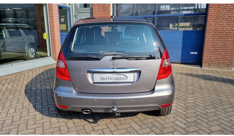Mercedes-Benz A-Klasse A160 Automaat Elegance.airco.trekhaak. - האצ'בק: תמונה 4 Mercedes-Benz A-Klasse A160 Automaat Elegance.airco.trekhaak. - האצ'בק: תמונה 4
