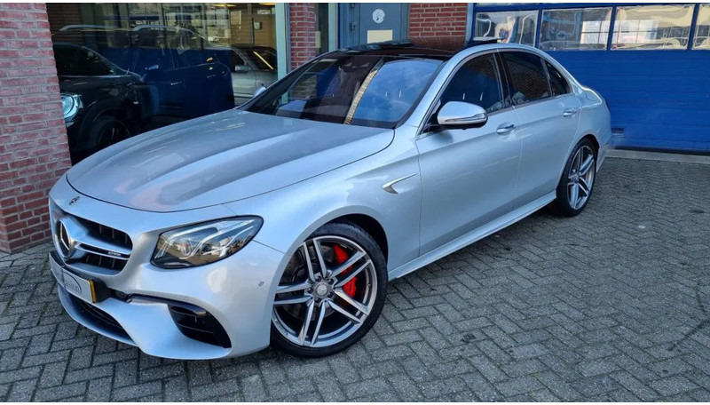 Mercedes-Benz E-Klasse 63 S, 4 Matic AMG..... Premium plus. - סדאן: תמונה 2 Mercedes-Benz E-Klasse 63 S, 4 Matic AMG..... Premium plus. - סדאן: תמונה 2