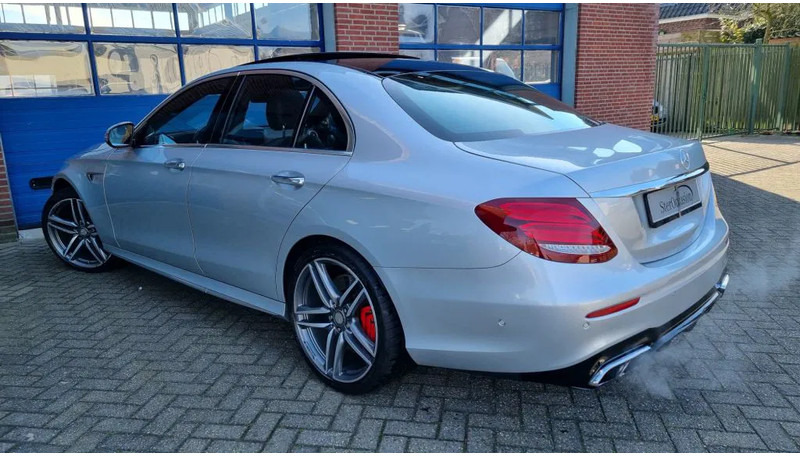 Mercedes-Benz E-Klasse 63 S, 4 Matic AMG..... Premium plus. - מכונית: תמונה 4 Mercedes-Benz E-Klasse 63 S, 4 Matic AMG..... Premium plus. - מכונית: תמונה 4