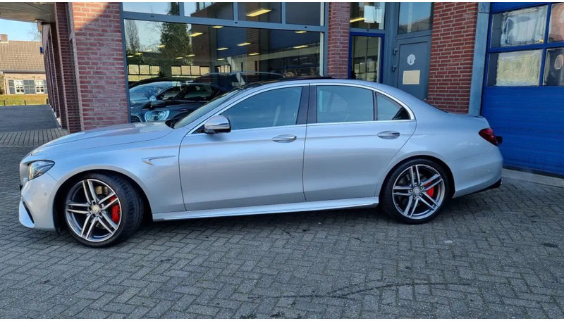 Mercedes-Benz E-Klasse 63 S, 4 Matic AMG..... Premium plus. - מכונית: תמונה 5 Mercedes-Benz E-Klasse 63 S, 4 Matic AMG..... Premium plus. - מכונית: תמונה 5