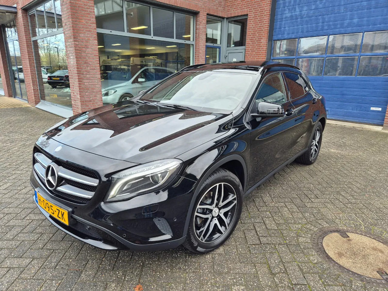 Mercedes-Benz GLA 200 AMG line Automaat prestige - מכונית: תמונה 1 Mercedes-Benz GLA 200 AMG line Automaat prestige - מכונית: תמונה 1