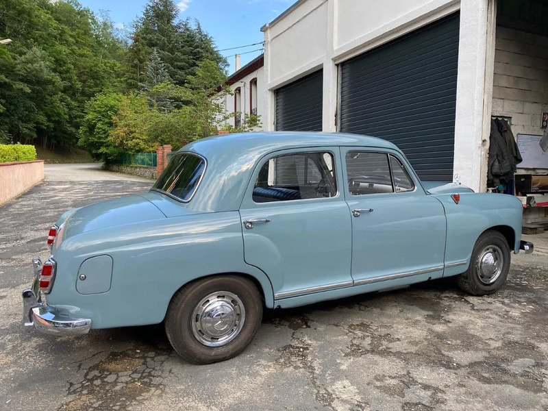 Mercedes-Benz ponton geheel gerestaureerd 180 - מכונית: תמונה 5 Mercedes-Benz ponton geheel gerestaureerd 180 - מכונית: תמונה 5