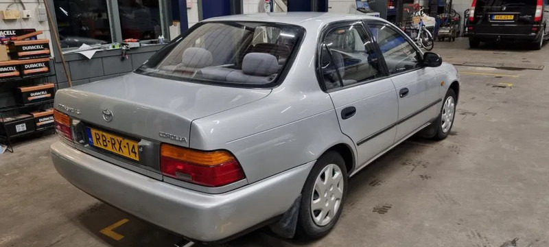 Toyota Corolla GXI 1.6. autom... Limited - סדאן: תמונה 3 Toyota Corolla GXI 1.6. autom... Limited - סדאן: תמונה 3