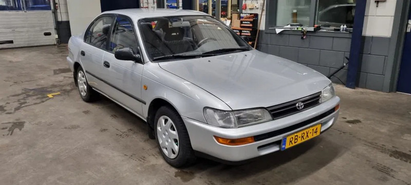 Toyota Corolla GXI 1.6. autom... Limited - סדאן: תמונה 2 Toyota Corolla GXI 1.6. autom... Limited - סדאן: תמונה 2