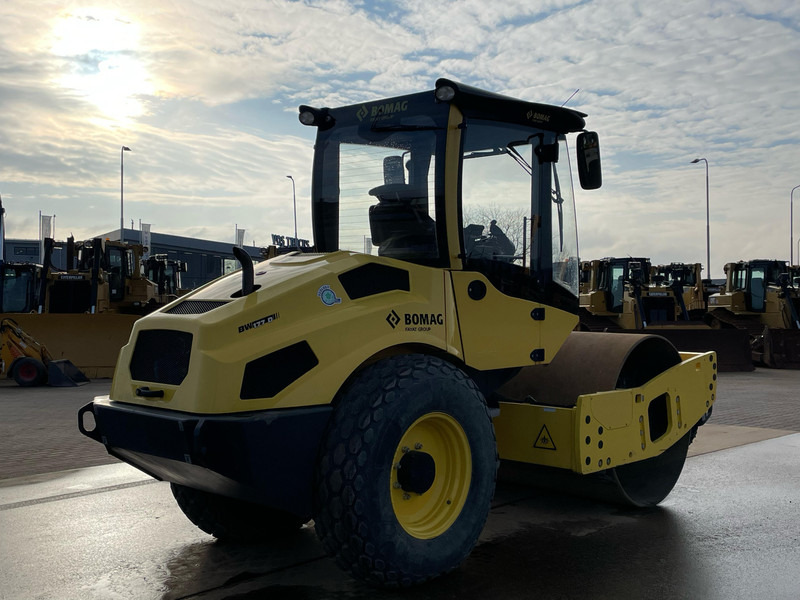 Bomag BW177D-5 | Airconditioning EPA /EU Stage V - רולר: תמונה 4 Bomag BW177D-5 | Airconditioning EPA /EU Stage V - רולר: תמונה 4