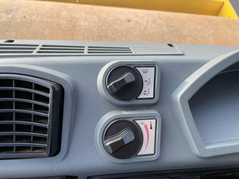 רולר Bomag BW177D-5 | Airconditioning EPA /EU Stage V: תמונה 18 רולר Bomag BW177D-5 | Airconditioning EPA /EU Stage V: תמונה 18