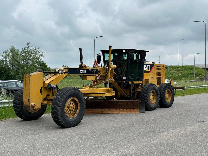 Caterpillar 120K - מפלסת: תמונה 2 Caterpillar 120K - מפלסת: תמונה 2
