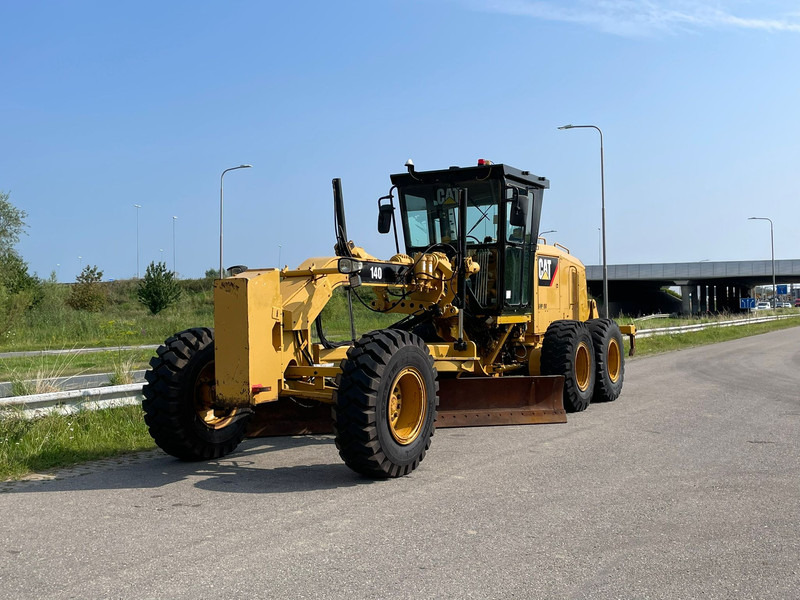 Caterpillar 140GC (140G/140H/140K) - מפלסת: תמונה 2 Caterpillar 140GC (140G/140H/140K) - מפלסת: תמונה 2