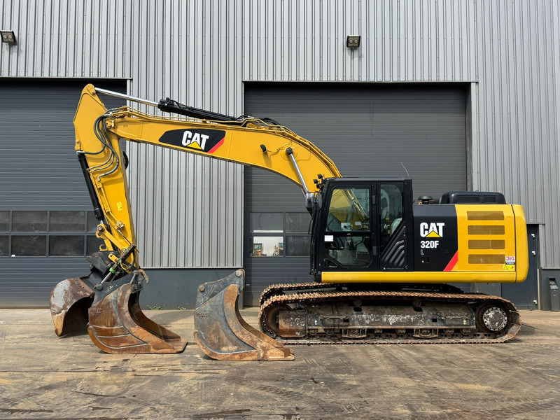 Caterpillar 320FL incl. 3 x Bucket - מחפר סורק: תמונה 1 Caterpillar 320FL incl. 3 x Bucket - מחפר סורק: תמונה 1
