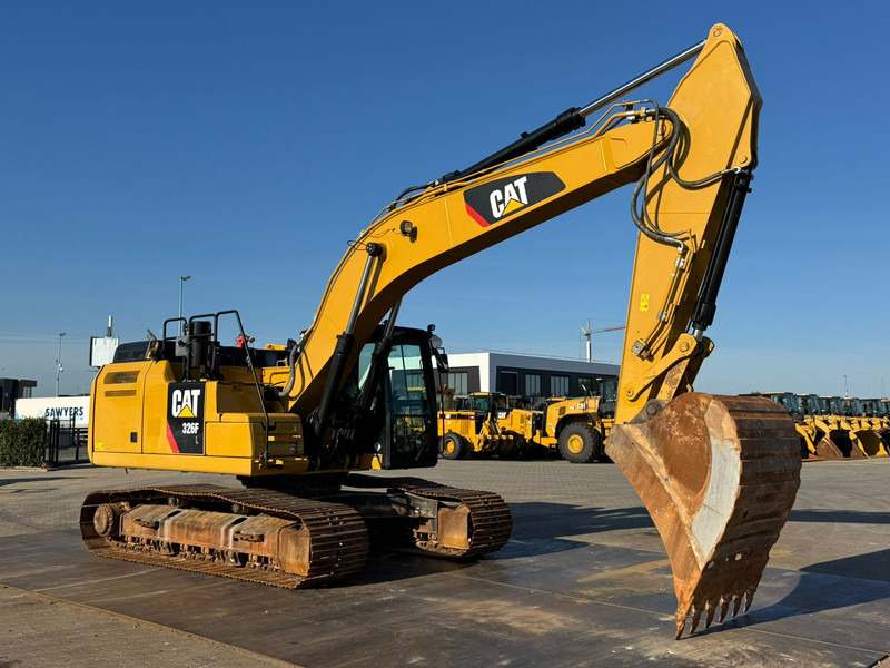 Caterpillar 326FL - מחפר סורק: תמונה 5 Caterpillar 326FL - מחפר סורק: תמונה 5