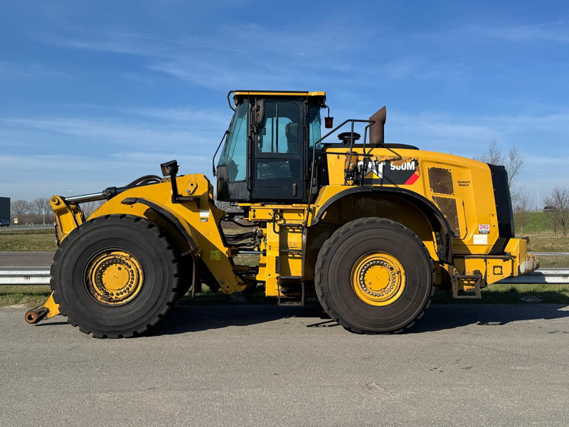 Caterpillar 980M - מעמיס גלגלים: תמונה 1 Caterpillar 980M - מעמיס גלגלים: תמונה 1