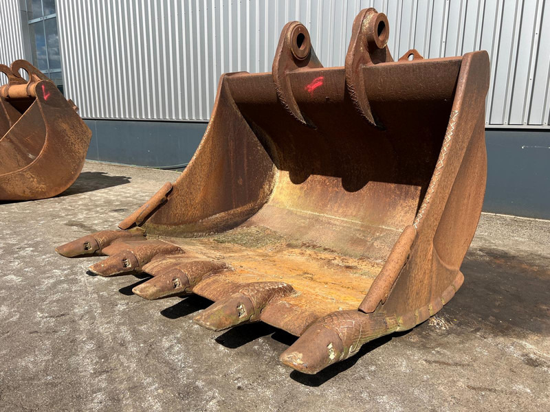 Caterpillar Caterpillar 385 bucket with teeth - דלי: תמונה 1 Caterpillar Caterpillar 385 bucket with teeth - דלי: תמונה 1