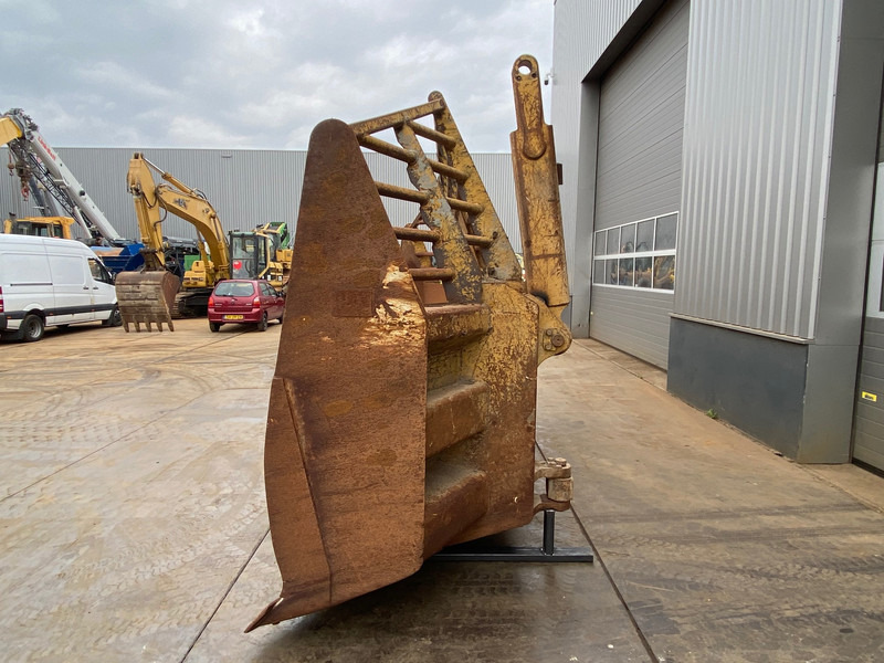 Caterpillar D9U Blade - להב: תמונה 5 Caterpillar D9U Blade - להב: תמונה 5