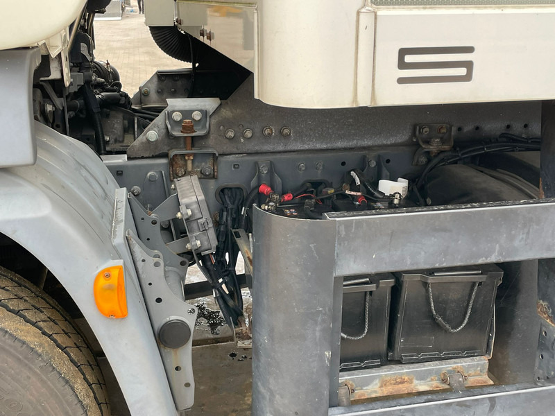 משאית תיבה DAF LF 180 FA: תמונה 12 משאית תיבה DAF LF 180 FA: תמונה 12