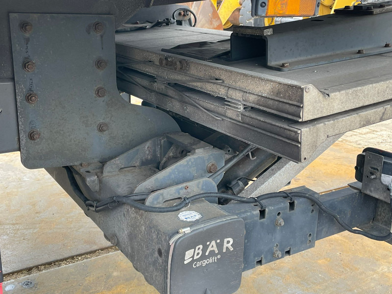 משאית תיבה DAF LF 180 FA: תמונה 16 משאית תיבה DAF LF 180 FA: תמונה 16