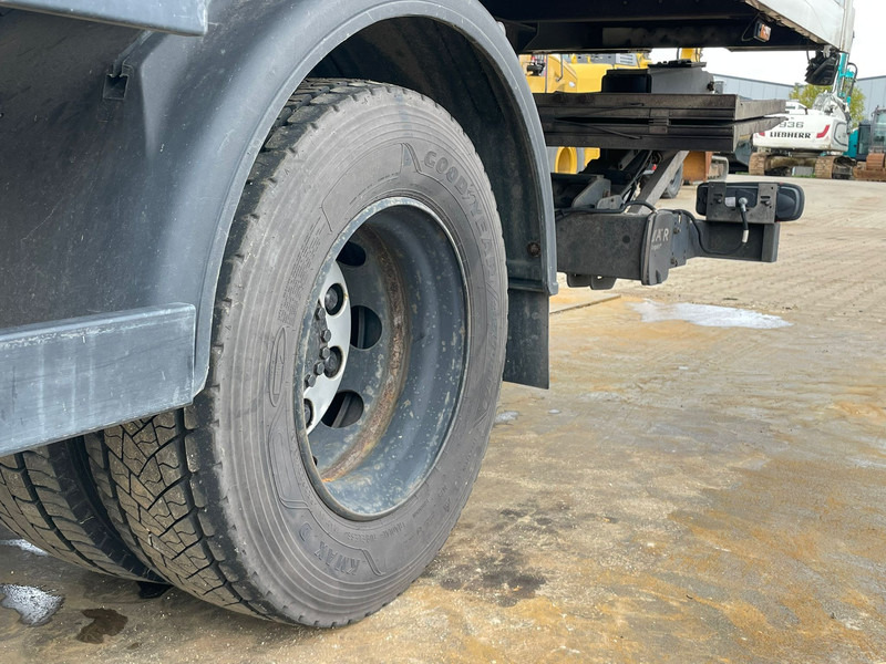 משאית תיבה DAF LF 180 FA: תמונה 18 משאית תיבה DAF LF 180 FA: תמונה 18