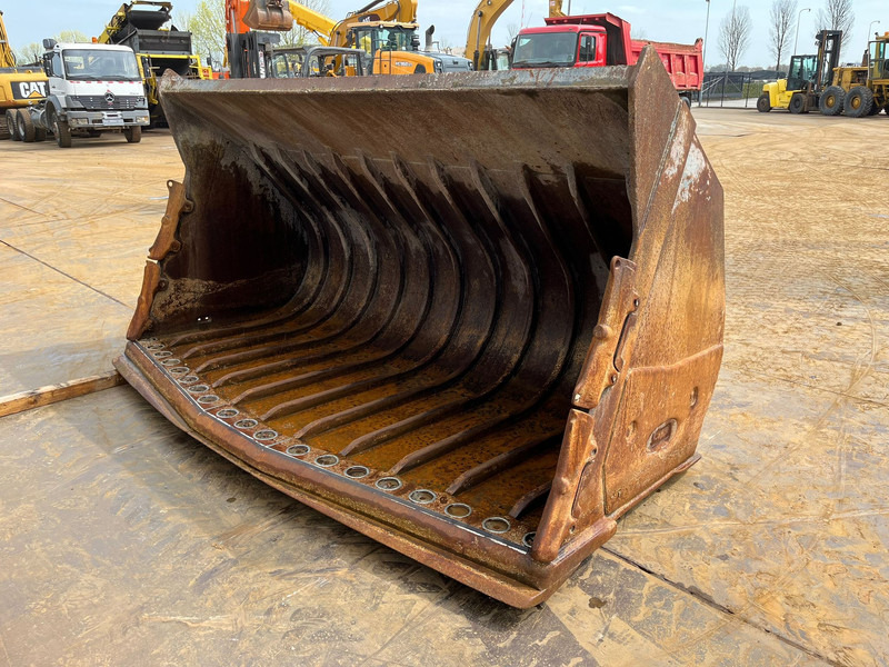 Doosan Bucket DL420-3 4500 l - דלי: תמונה 2 Doosan Bucket DL420-3 4500 l - דלי: תמונה 2