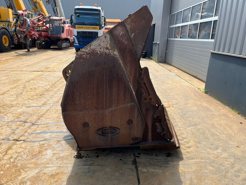Doosan Bucket DL420-3 4500 l - דלי: תמונה 5 Doosan Bucket DL420-3 4500 l - דלי: תמונה 5