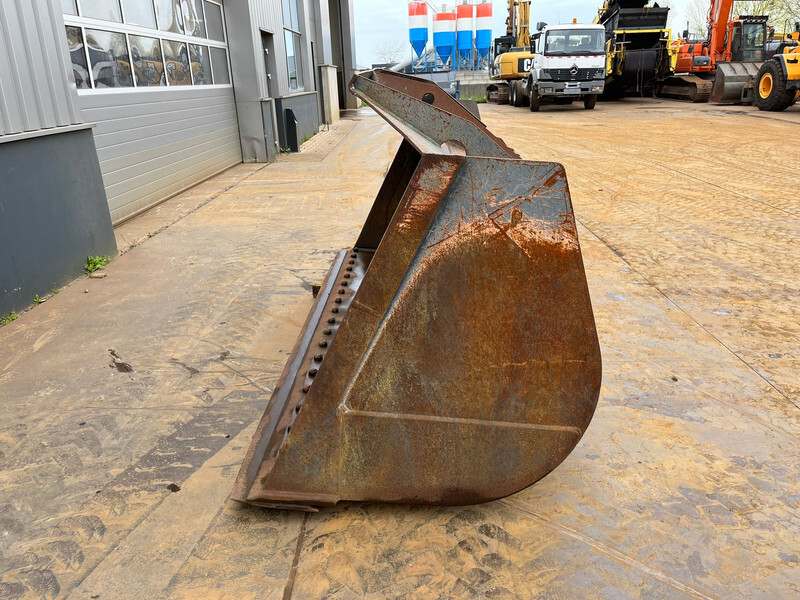 Doosan Bucket Doosan 3.5 CBM - דלי: תמונה 5 Doosan Bucket Doosan 3.5 CBM - דלי: תמונה 5